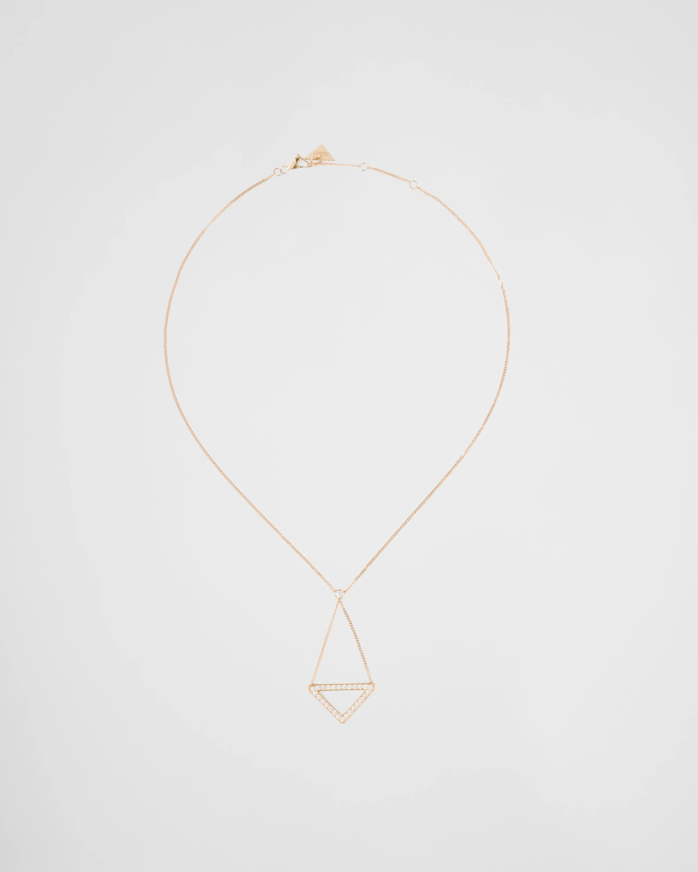 Prada Collana con pendente cut-out Eternal Gold in oro giallo con diamanti