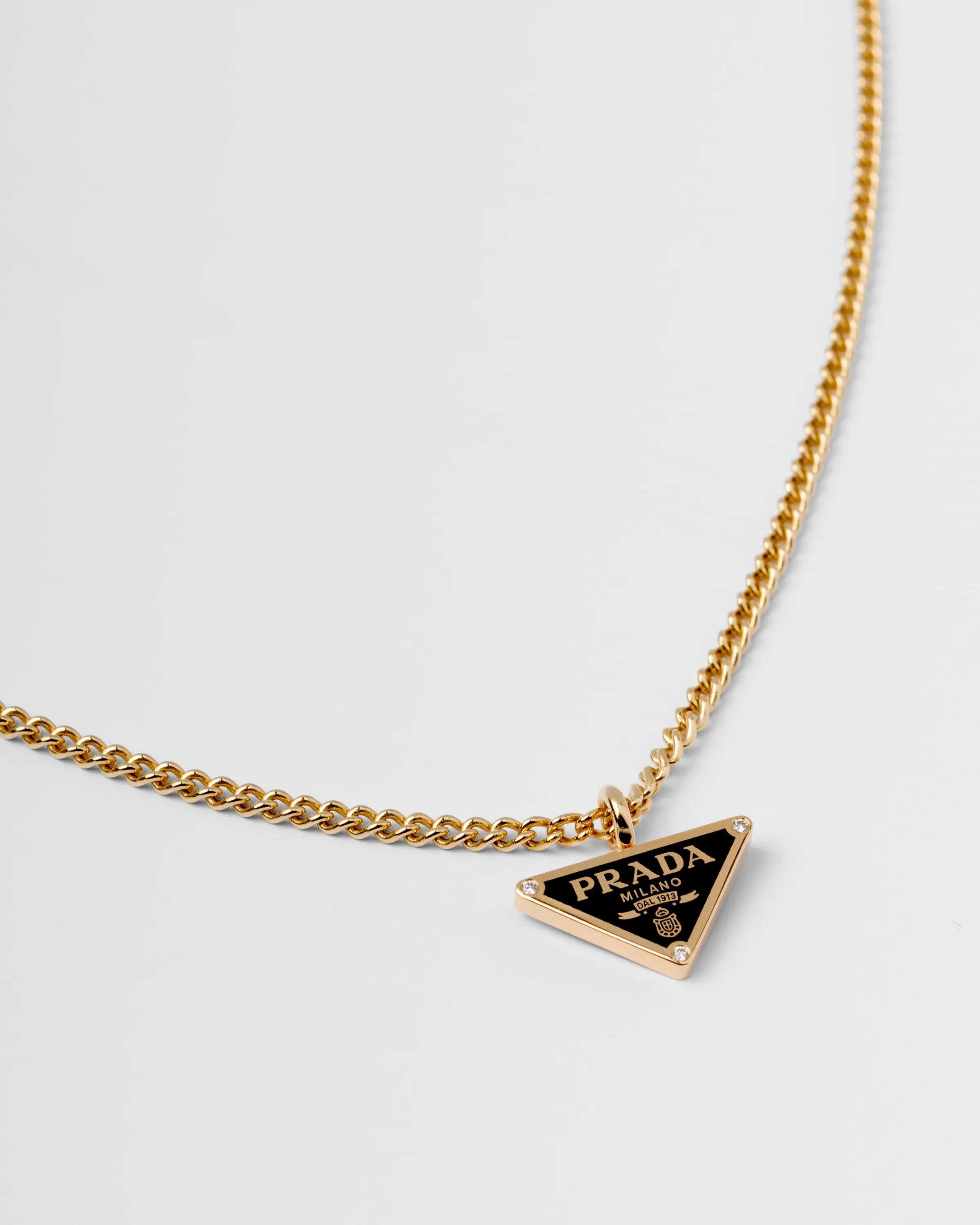Prada Collana con pendente Eternal Gold in oro giallo con diamanti