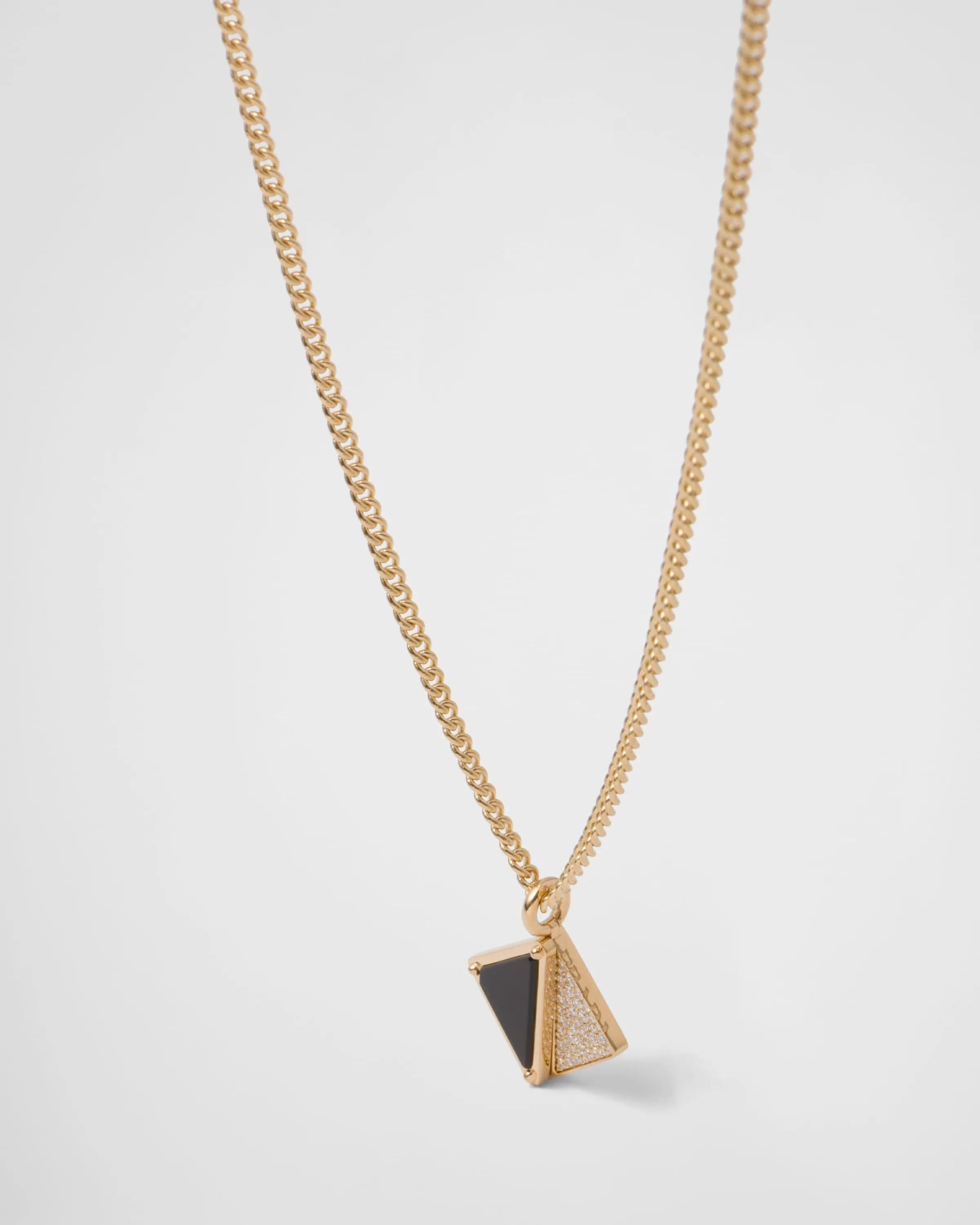 Prada Collana con pendente Eternal Gold in oro giallo con diamanti e onice