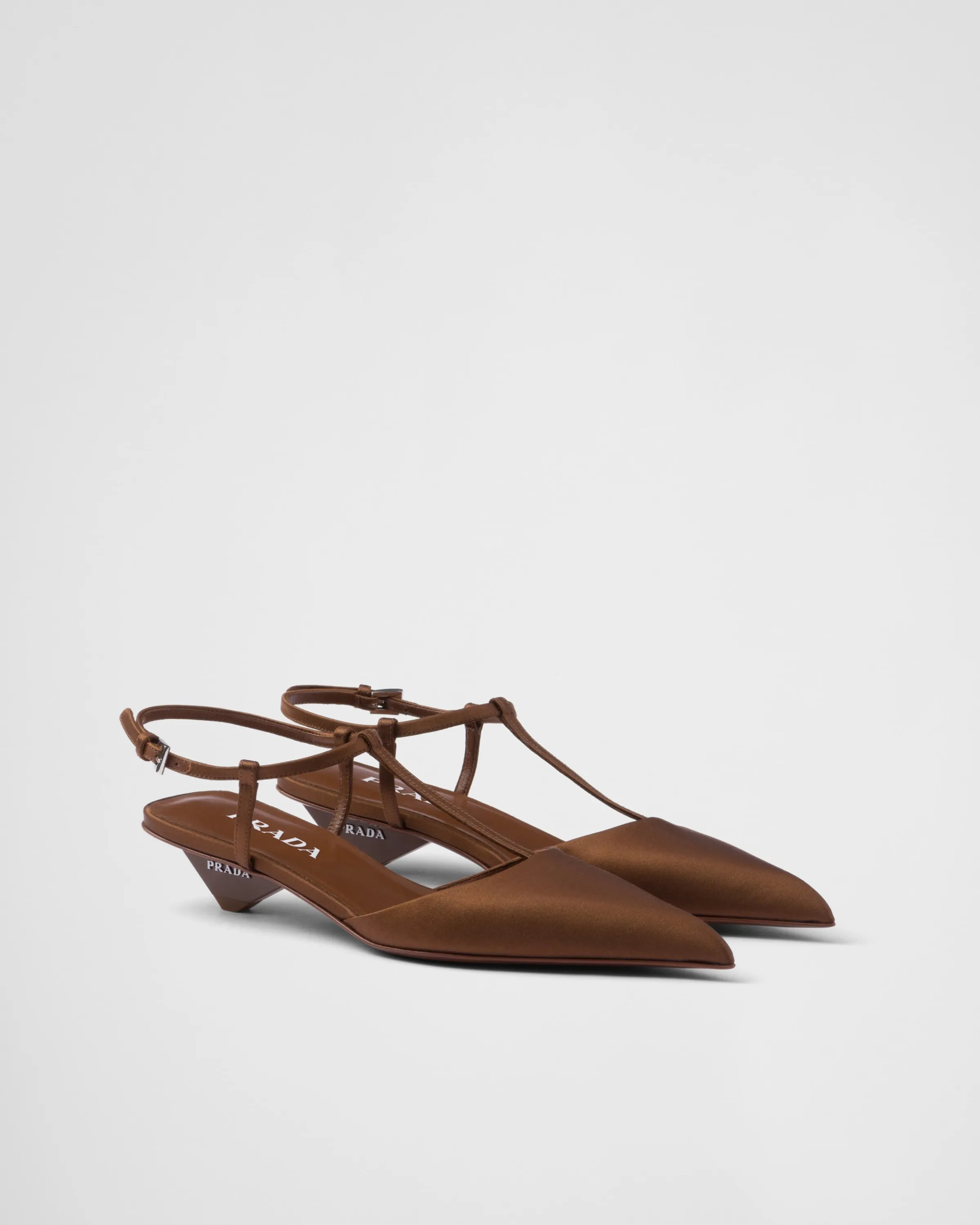 Donna Prada Décolleté slingback in raso