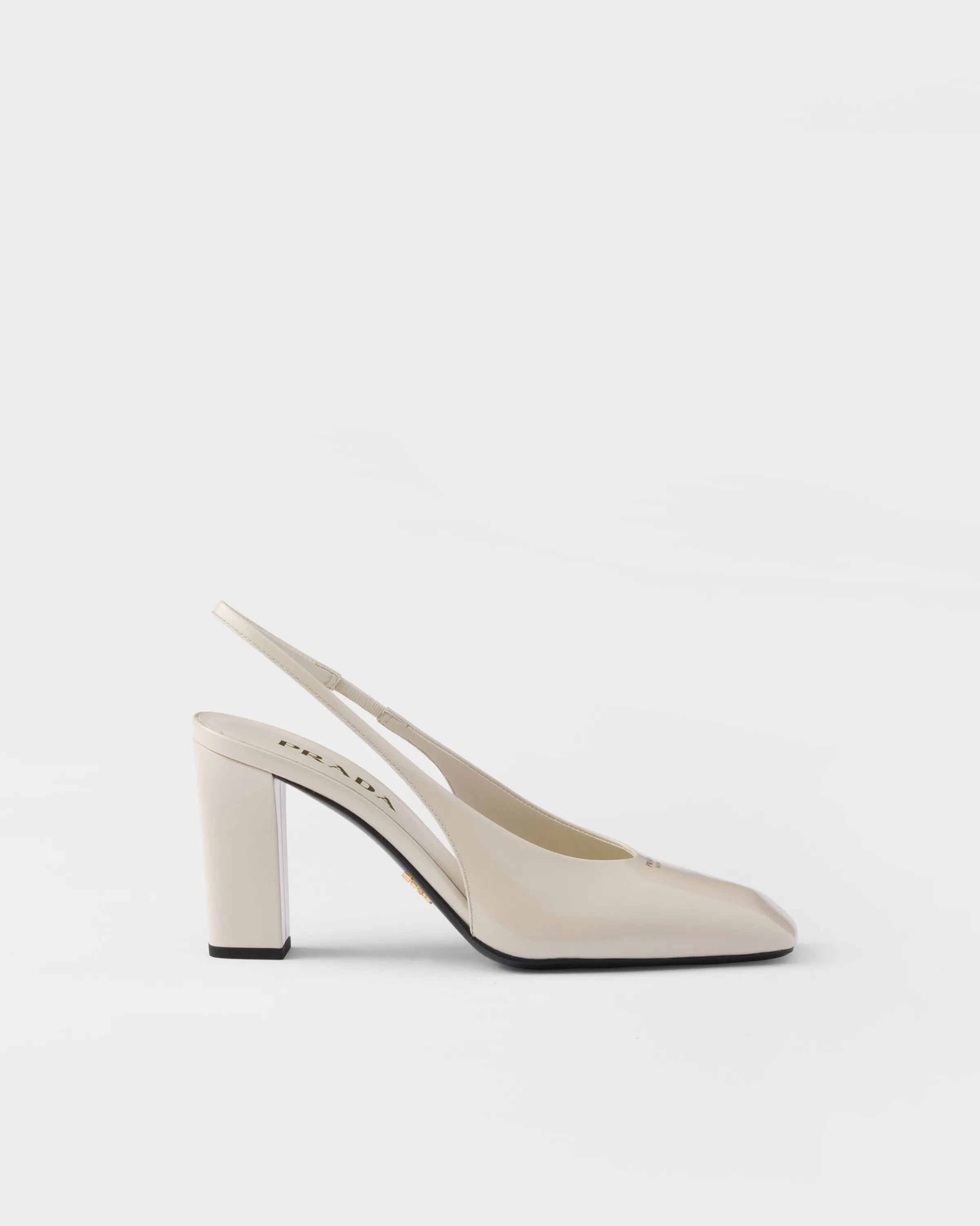 Donna Prada Décolleté slingback in vernice