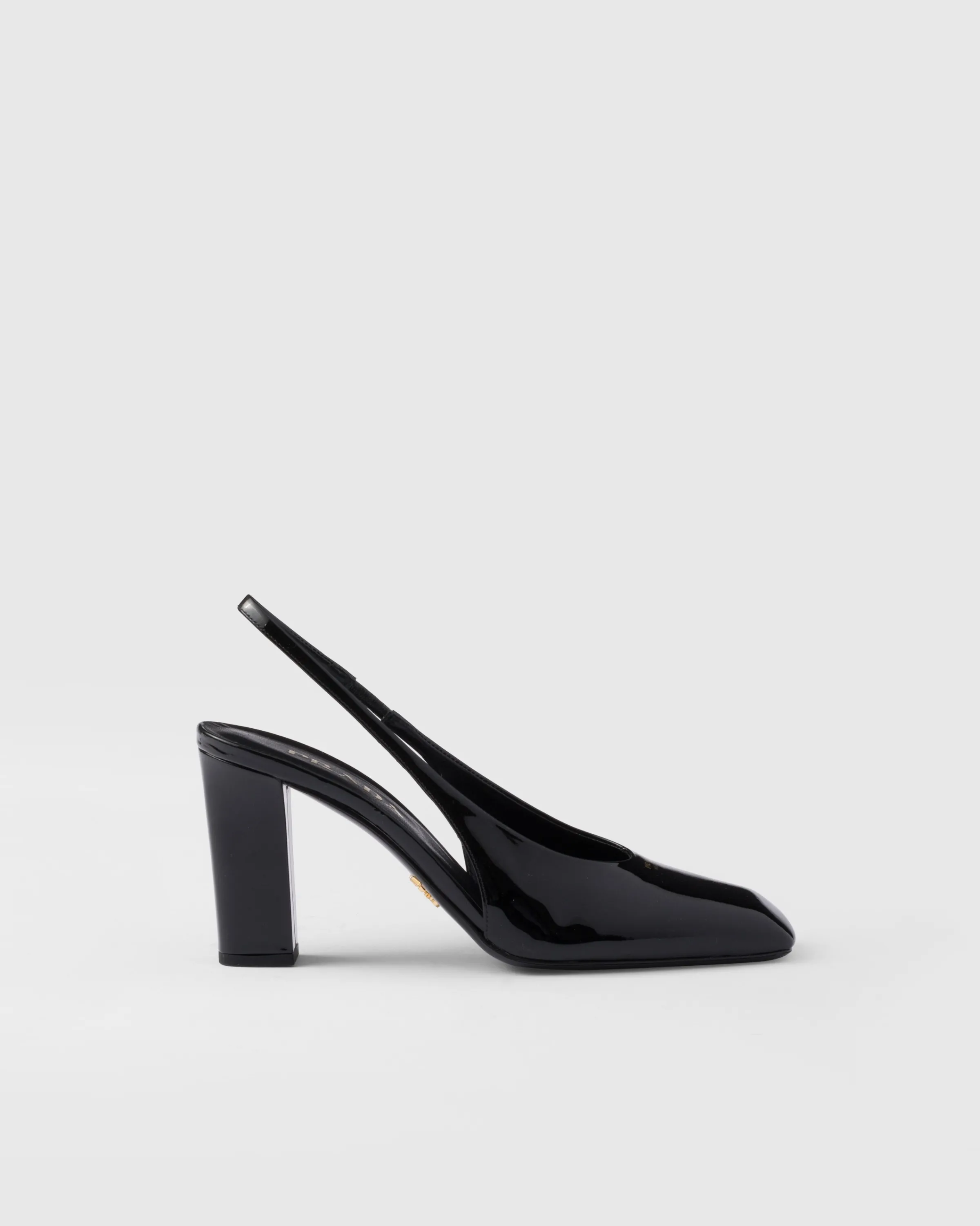 Donna Prada Décolleté slingback in vernice