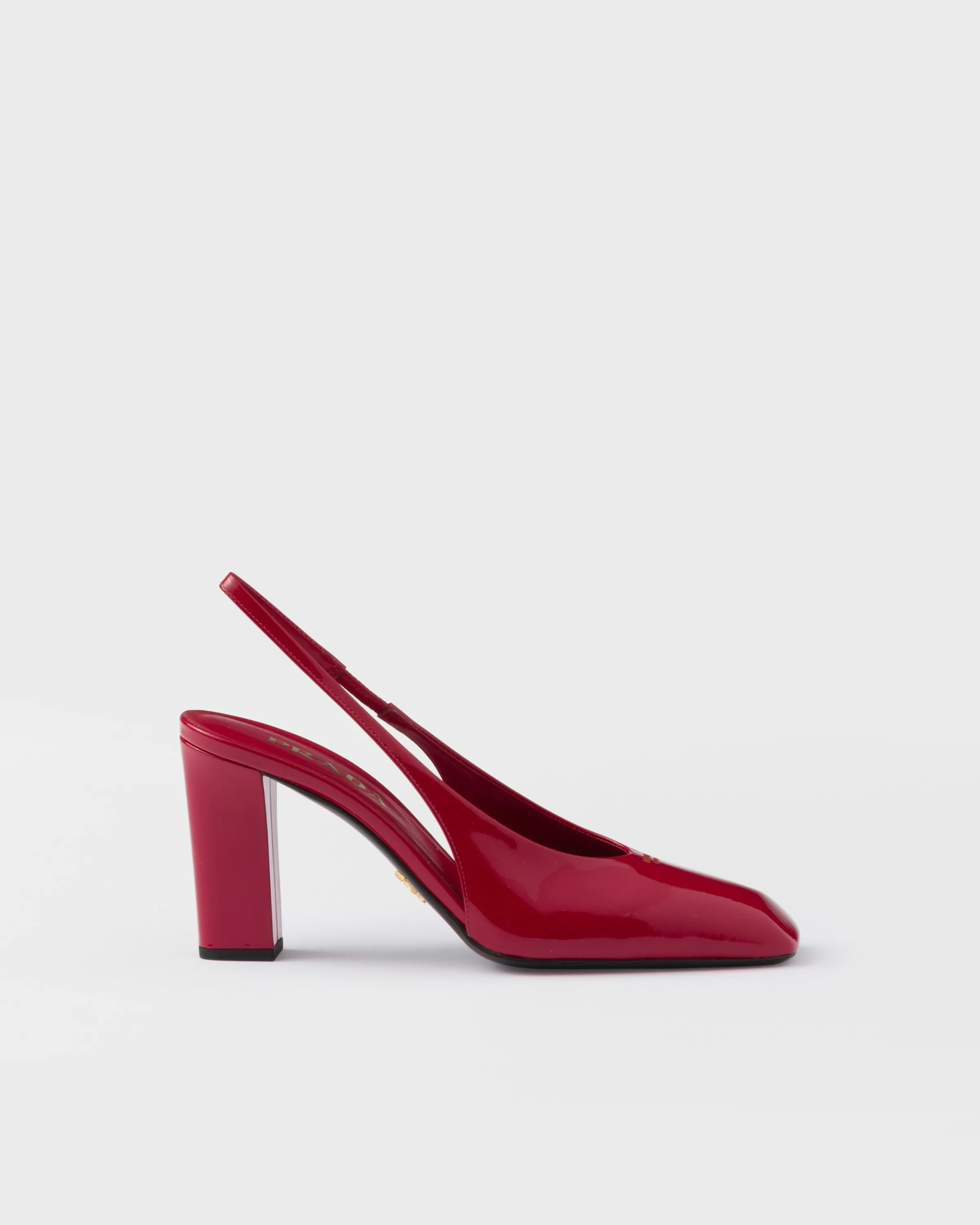 Donna Prada Décolleté slingback in vernice