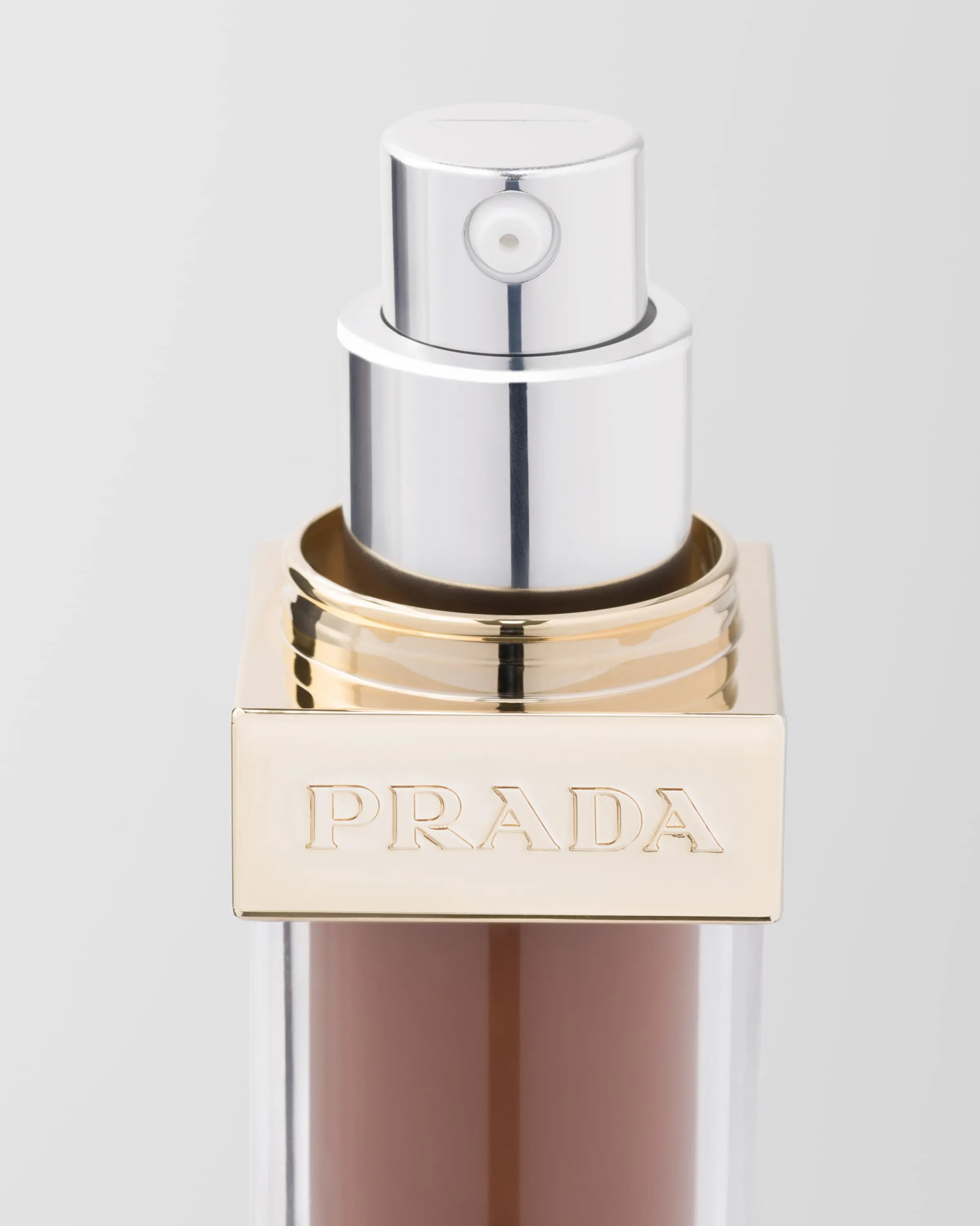 Prada Fondotinta Reveal Skin Optimizing