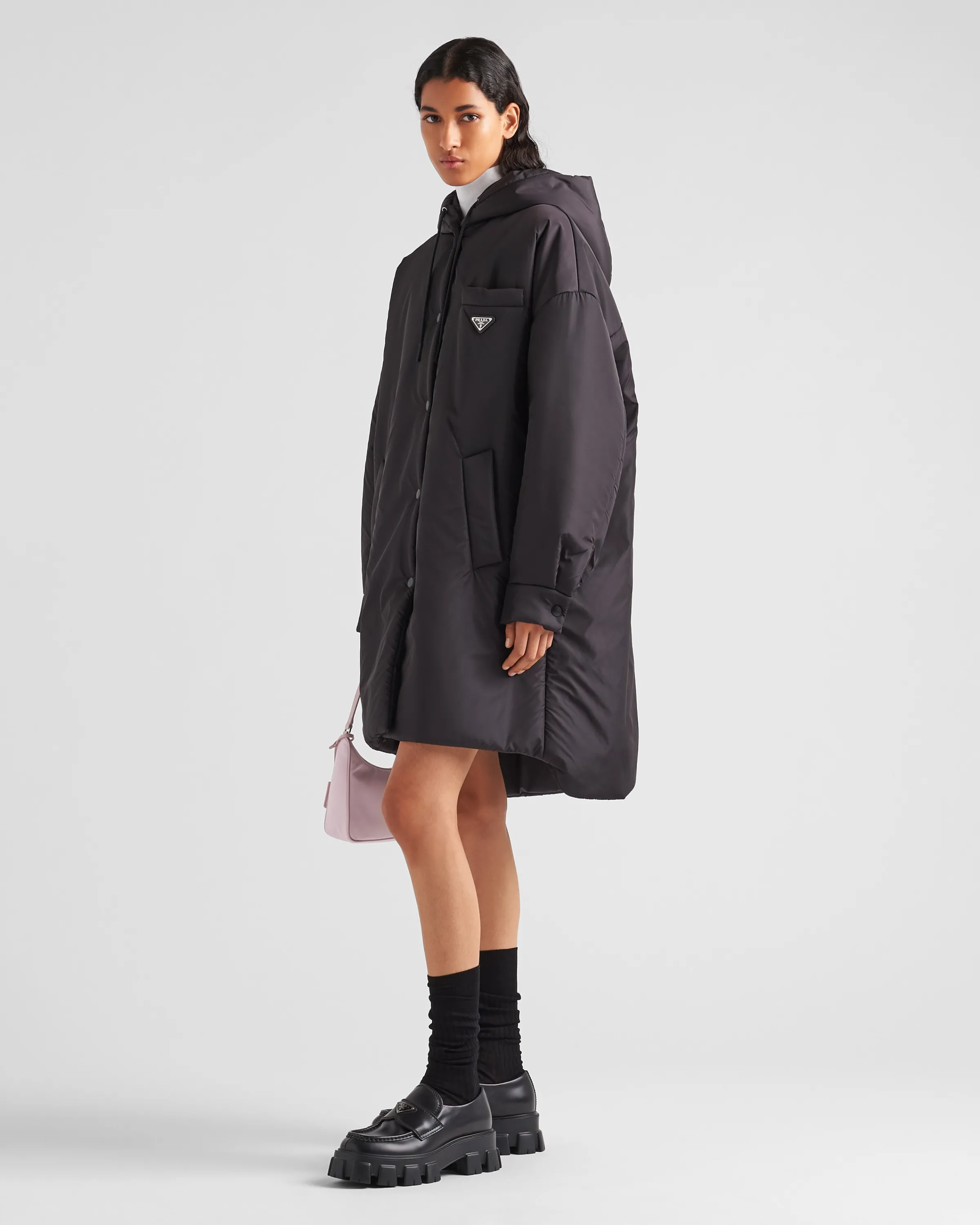 Donna Prada Impermeabile oversize in Re-Nylon leggero