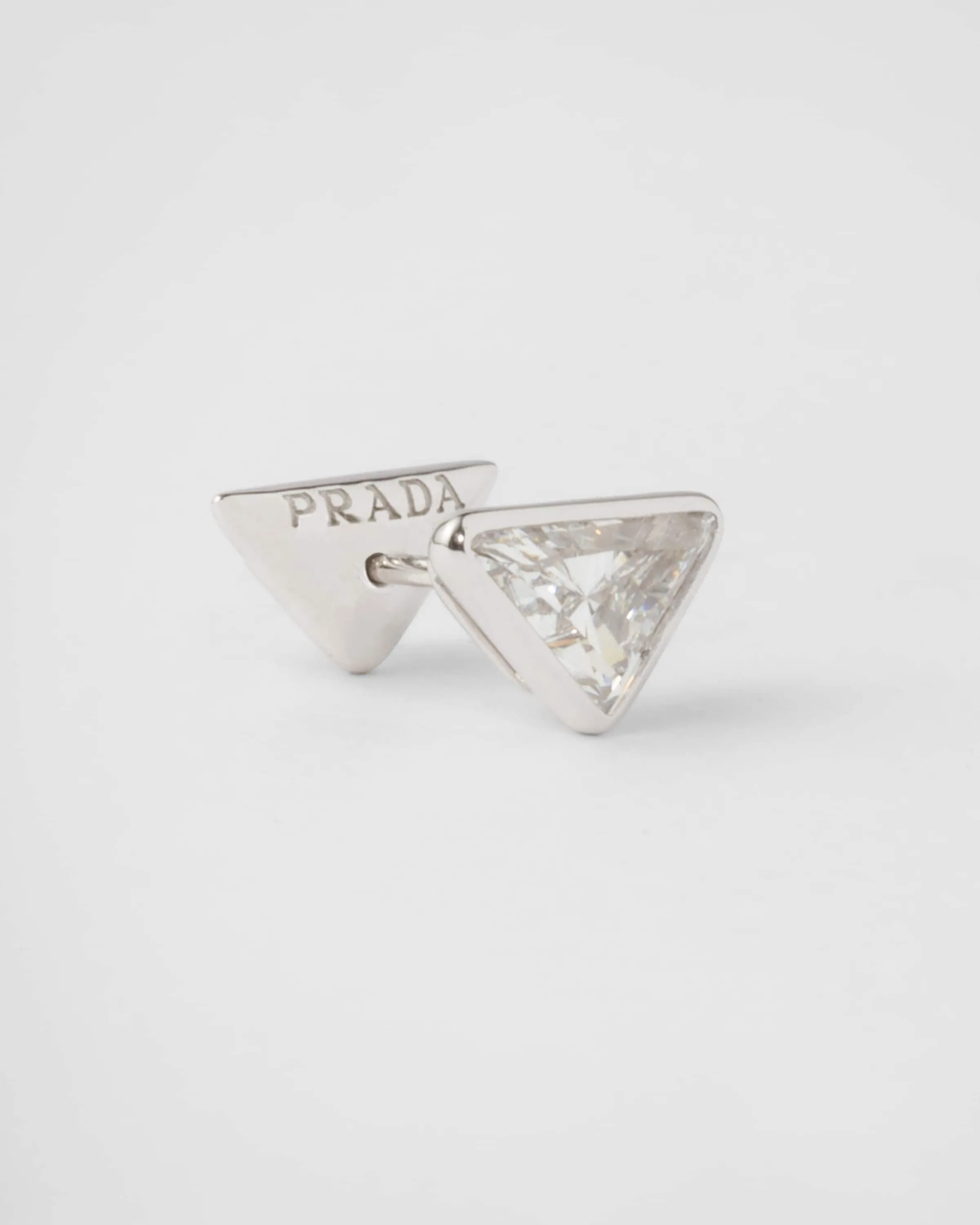 Prada Orecchino singolo Eternal Gold in oro bianco e diamanti creati in laboratorio