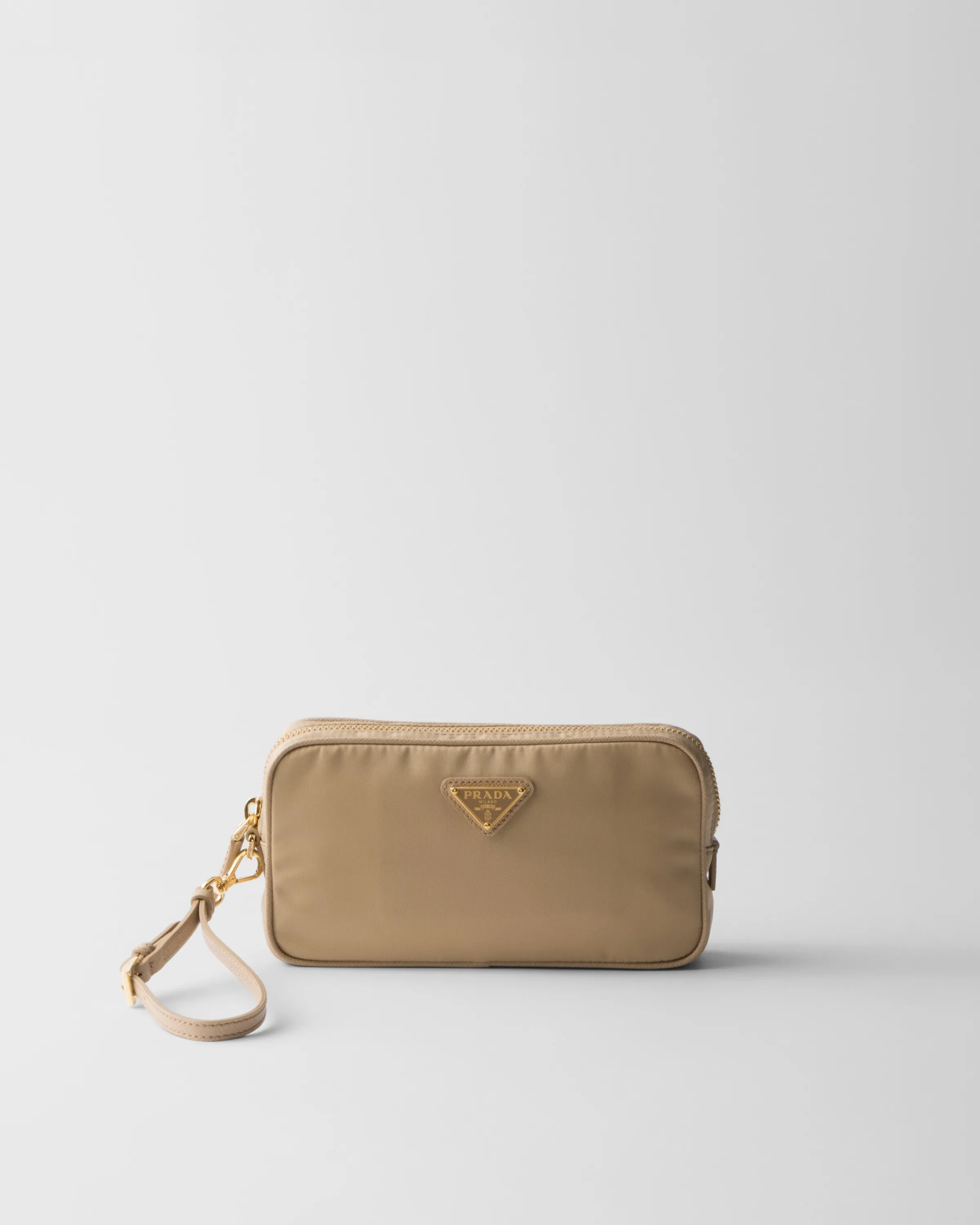 Donna Prada Pouch Re-Edition 1978 in Re-Nylon e Saffiano