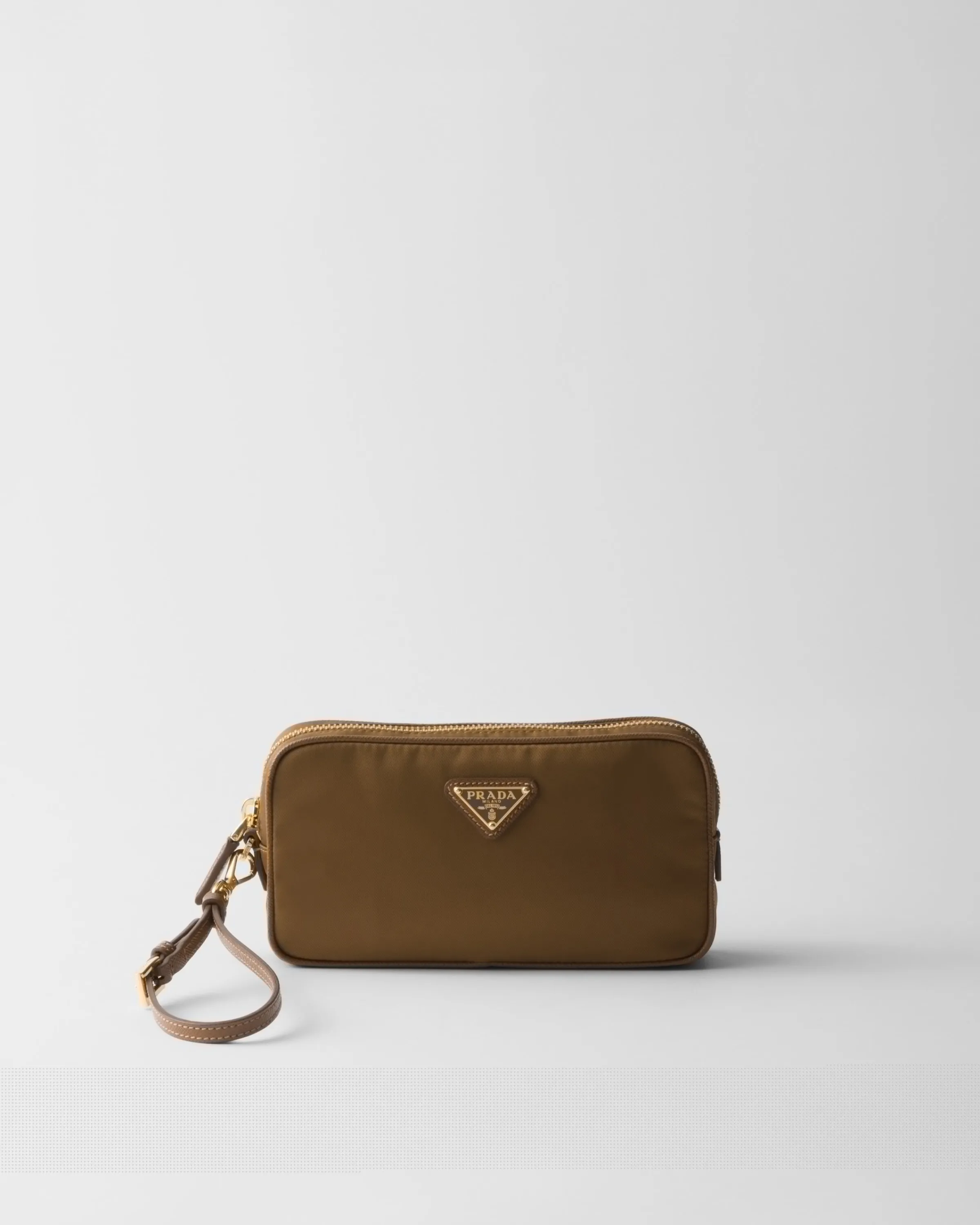 Donna Prada Pouch Re-Edition 1978 in Re-Nylon e Saffiano