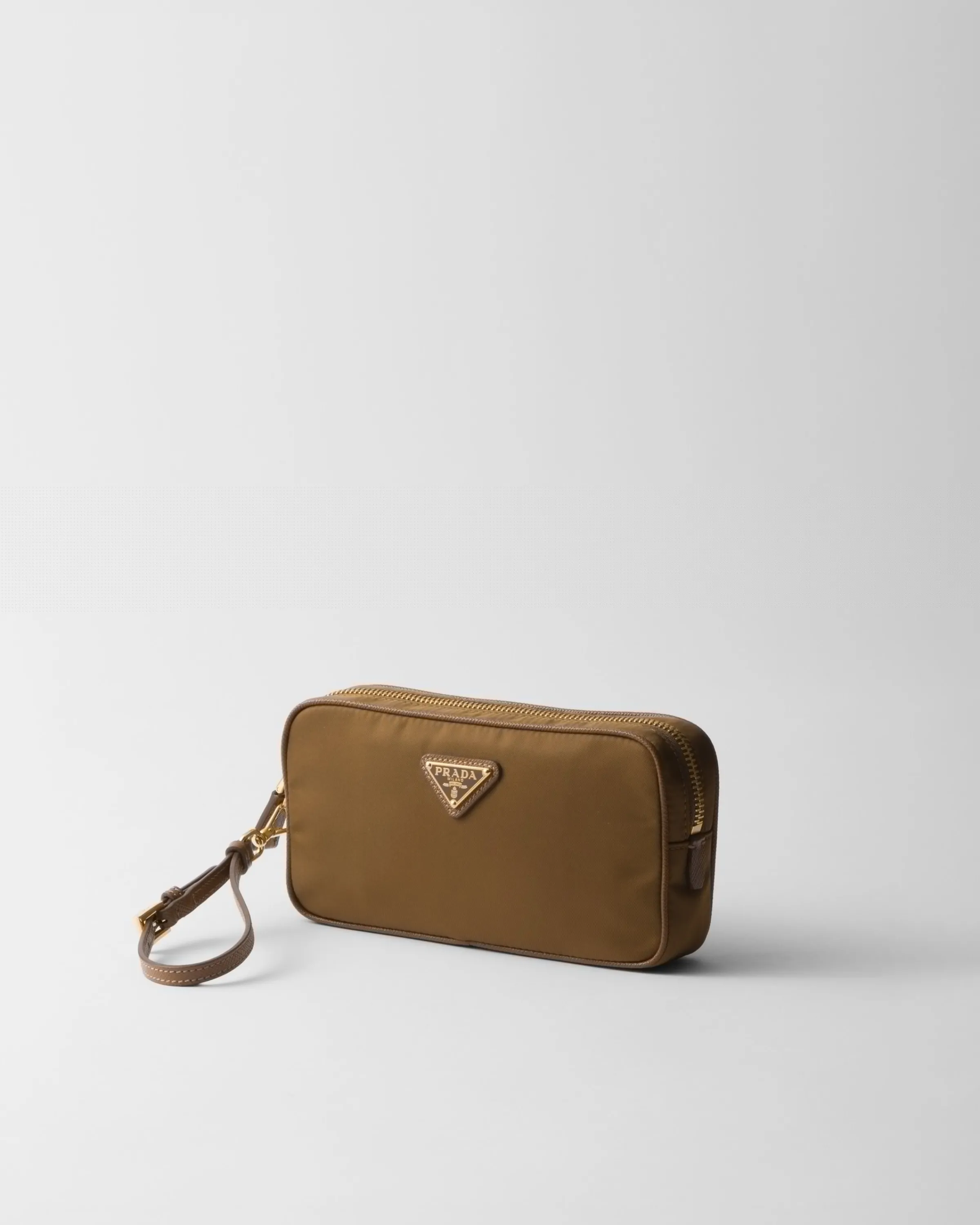 Donna Prada Pouch Re-Edition 1978 in Re-Nylon e Saffiano